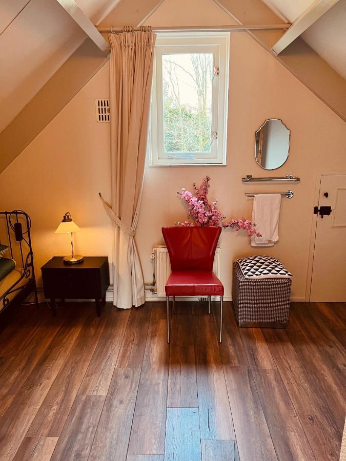 Supergezellig Vakantiehuis Met Hele Grote Tuin Bij Nijmegen Ewijk Kültér fotó