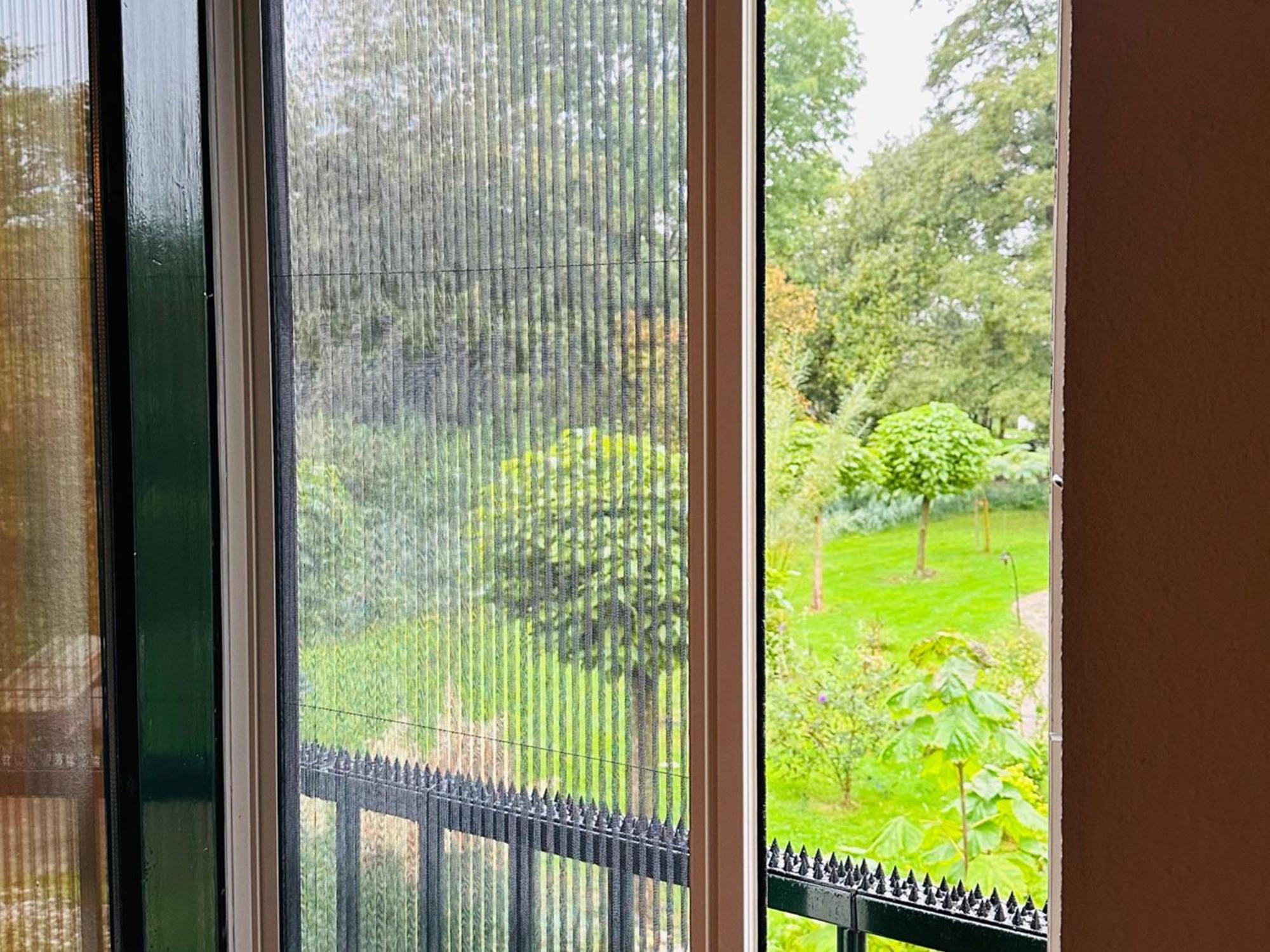 Supergezellig Vakantiehuis Met Hele Grote Tuin Bij Nijmegen Ewijk Kültér fotó
